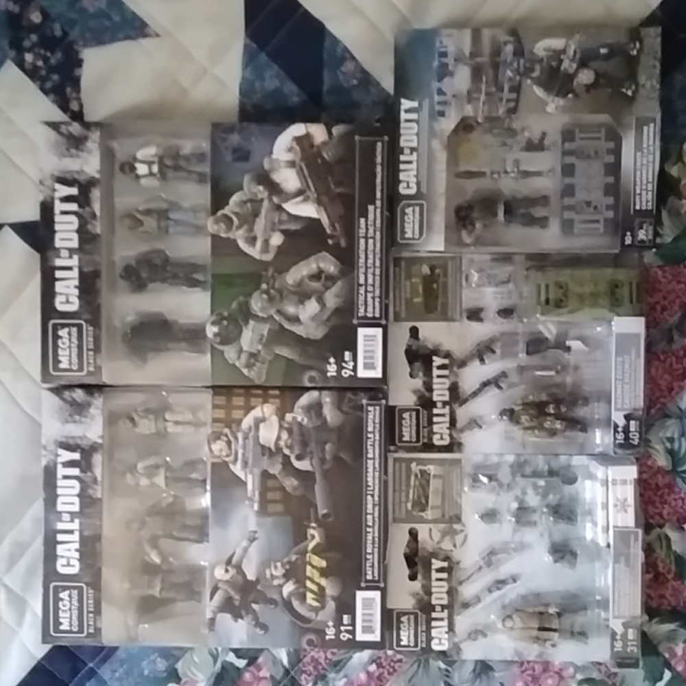 Call of Duty Mega constructs Black Series Mega bundle